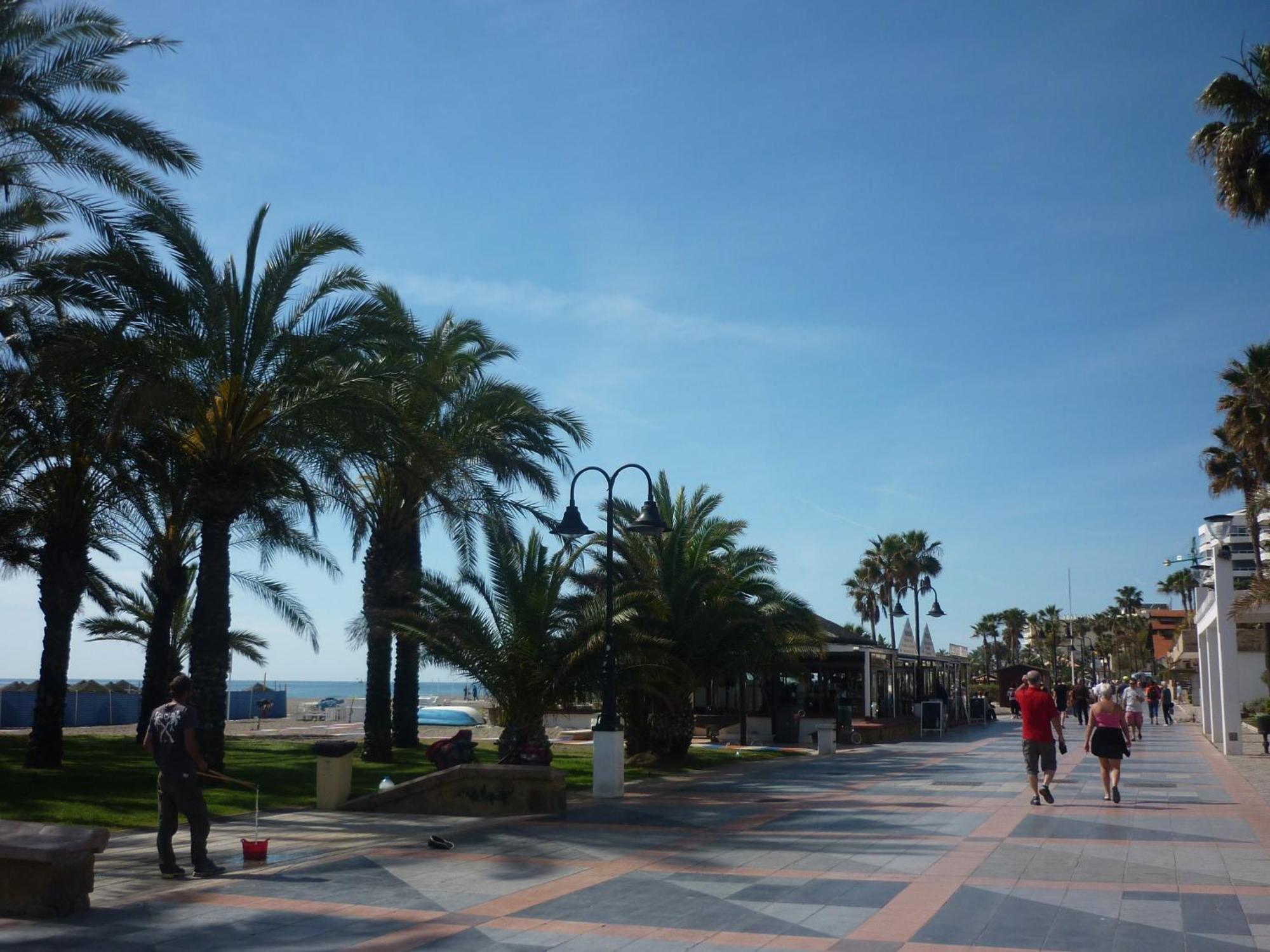 Lindo Apartamento A La Colina Torremolinos Luaran gambar